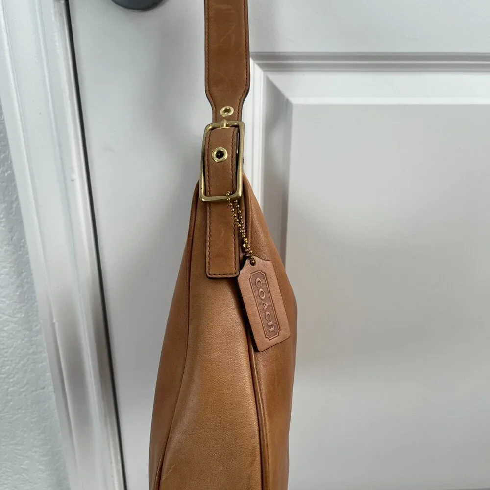 VINTAGE COACH~ Tan/Brown 9342 Legacy West Small Zoe Hobo Bag - Picture 5 of 10